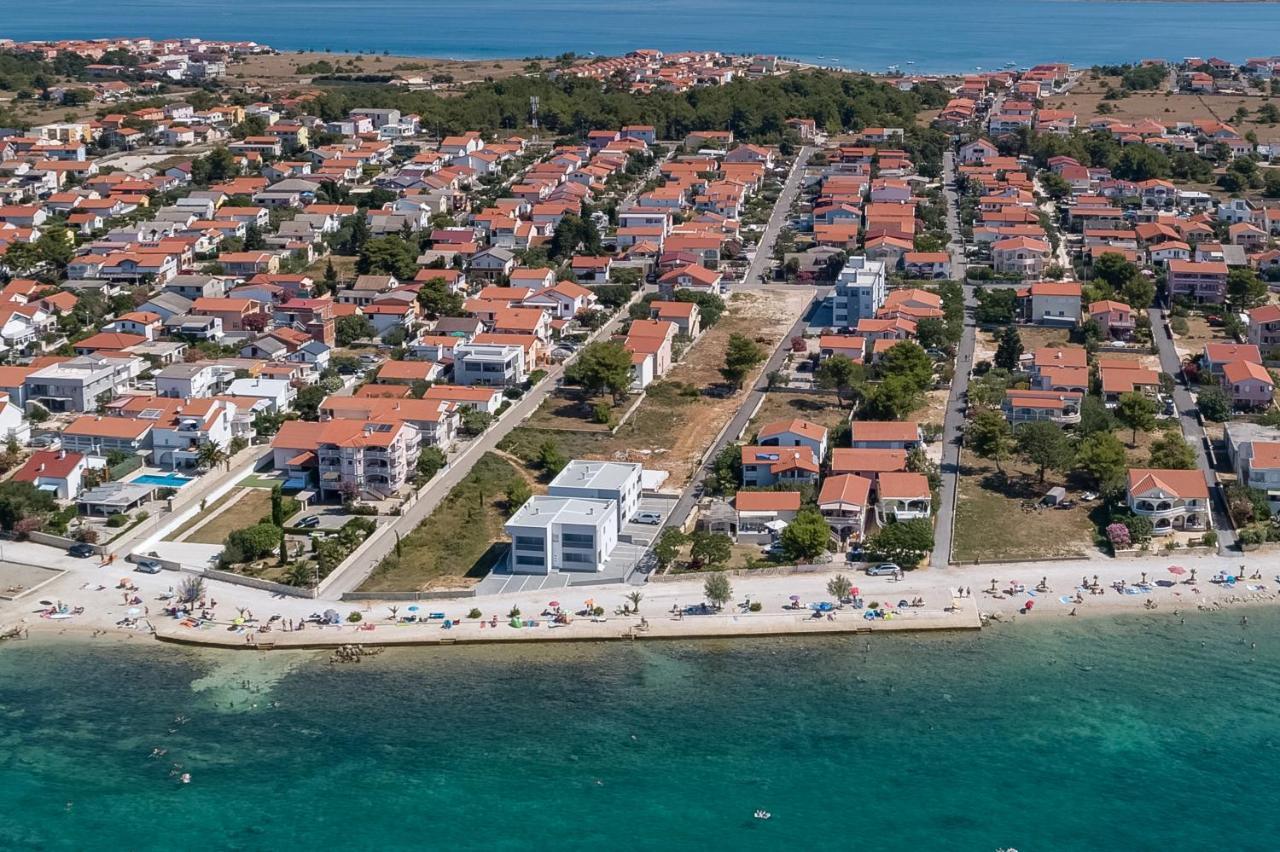 Apartmani Kastelina Vir Exterior foto
