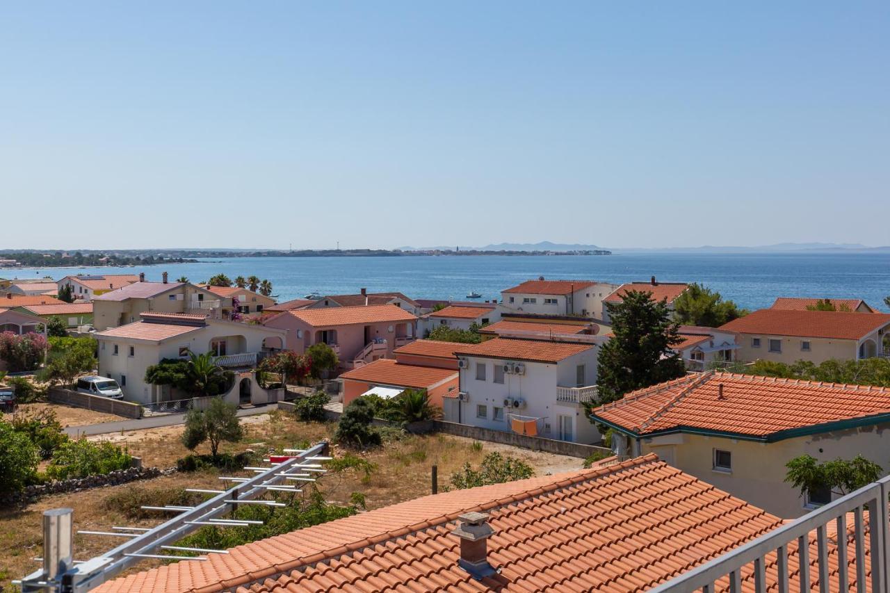 Apartmani Kastelina Vir Exterior foto